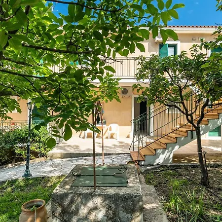 Anemona C דירה